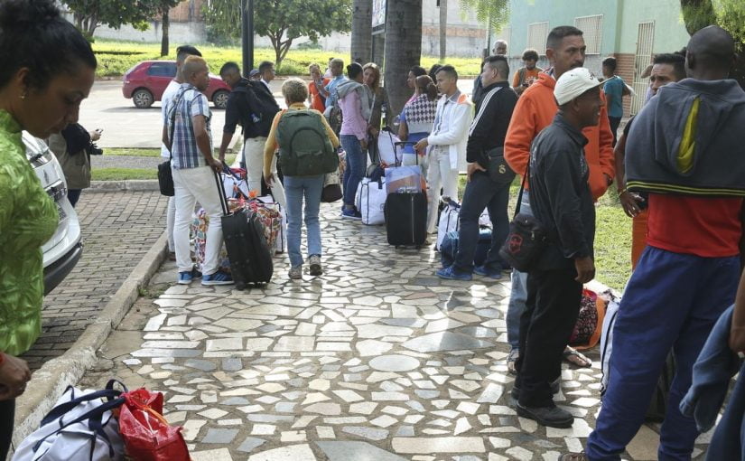 Brasil e Acnur renovam acordo que garante direitos a venezuelanos