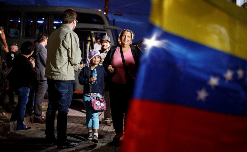 Desde 2018, mais de 38 mil venezuelanos deixaram Roraima rumo a outros estados brasileiros